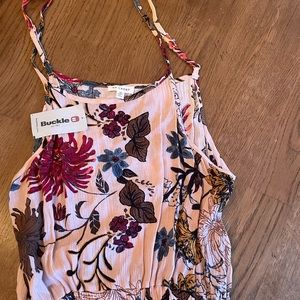 En Crème Floral Dress size medium soft pink